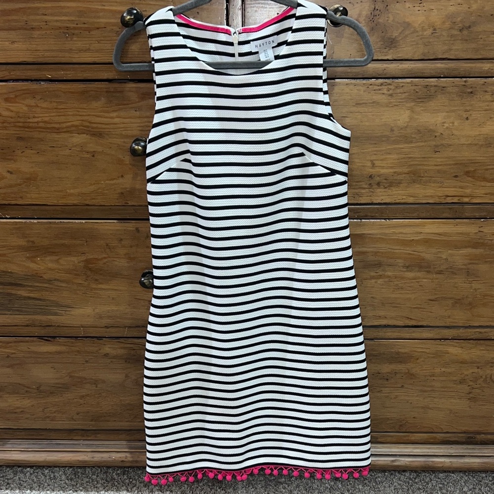 HeYTON Black & White Striped Sleeveless Dress with Pink Pom Pom Trim! SIZE 4 - Picture 9 of 9